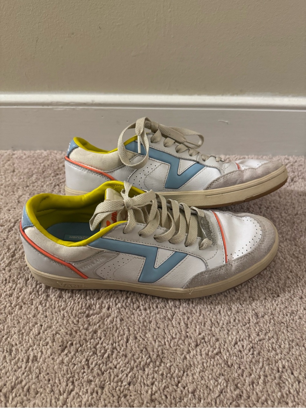 Vans Lowland CC Serio Collection men's size 10 (read description please)
